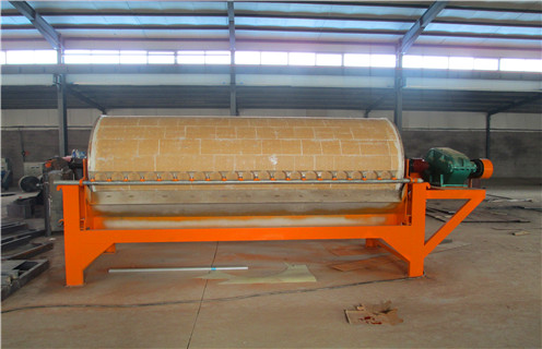 干式磁選機，貧鐵礦干式磁選機可進行型號定制生產_貧鐵礦干式磁選機可進行型號定制生產皮帶及結構價格