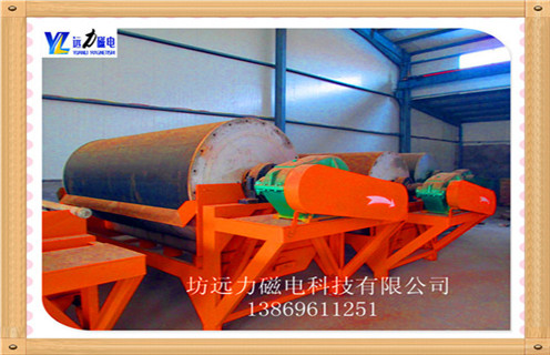 鐵礦磁選機(jī)，內(nèi)蒙古砂鐵礦磁選機(jī)_多少錢(qián)_內(nèi)蒙古砂鐵礦磁選機(jī)視頻視頻能提高多少品位