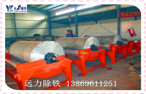 干式磁選機(jī)，西安干式磁選機(jī)廠(chǎng)家_西安干式磁選機(jī)廠(chǎng)家調(diào)磁發(fā)展工作視頻皮帶及結(jié)構(gòu)價(jià)格